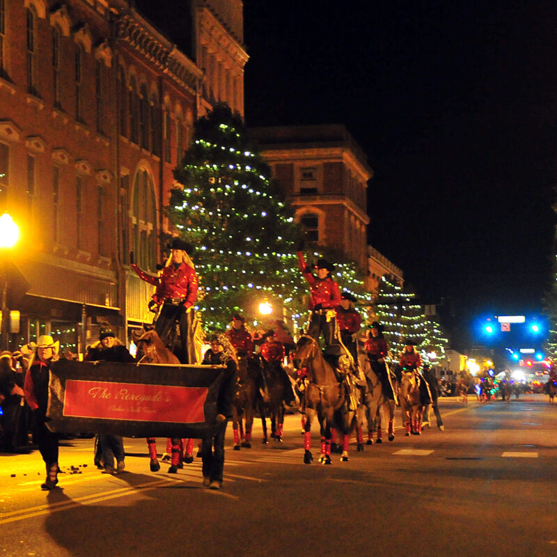 Holiday Horse Parade Mainstreet Piqua